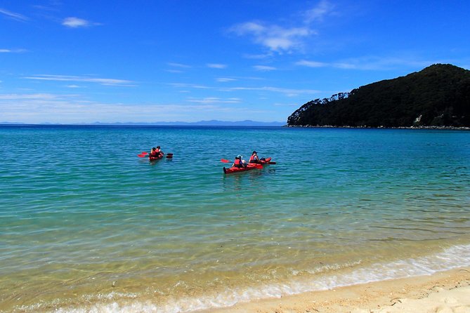 1 Day Sea Kayak Rental - Why Split Apple Rock makes a memorable first target