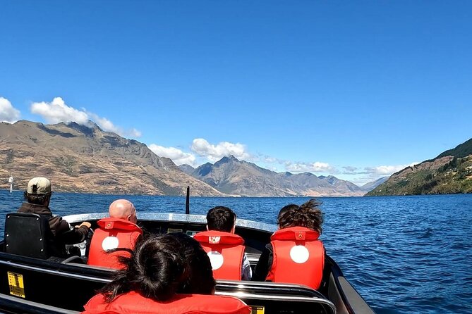 12 Day New Zealand Private Tour from Auckland to Queenstown - Queenstown mixes gardens, jet boats, and gondola views