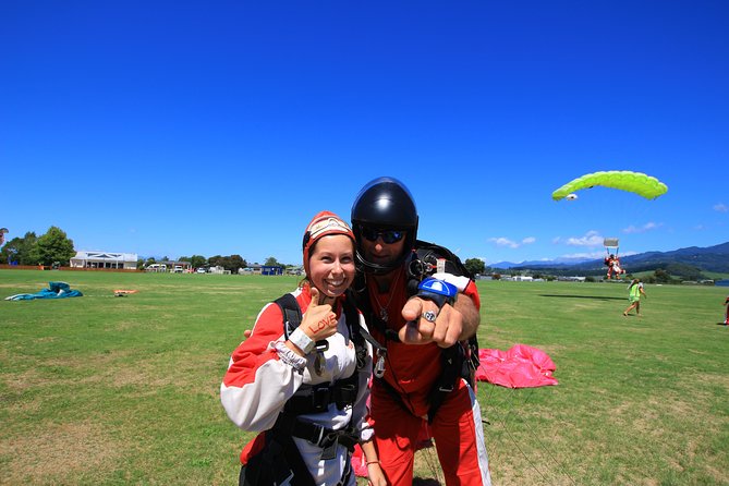 13,000ft Skydive over Abel Tasman with NZ's Most Epic Scenery - Is $209.41 a fair price?
