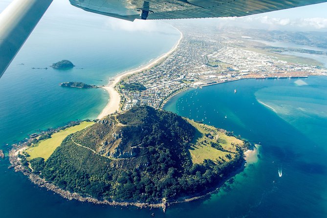 15,000ft Tandem Skydive in Tauranga - Bay of Plenty - The briefing and safety setup