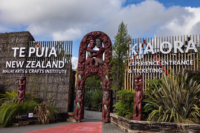 2-Day Hobbiton, Rotorua, Waitomo Caves Tour from Auckland with Accommodation - Rotorua accommodation breaks up the mileage