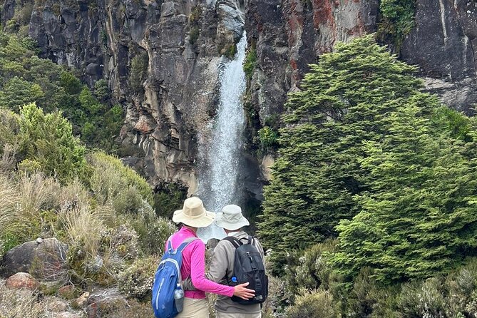 2 Hour Pre Sunset Guided Group Walk - Gear support and mountain-weather reality