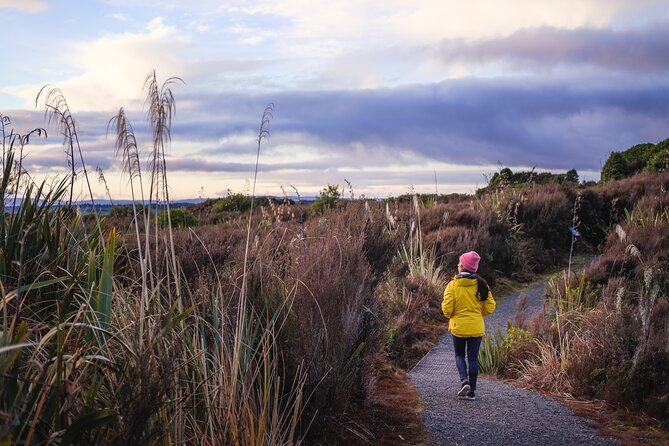 2 Hour Pre Sunset Guided Group Walk - Weather, timing, and cancellation details
