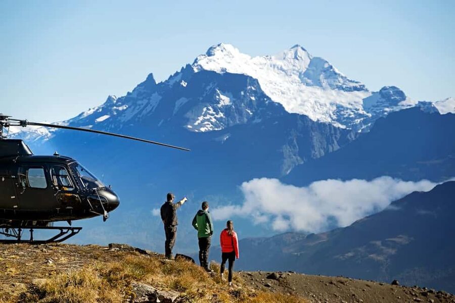 20-Min Helicopter Tour from Glenorchy | Alpine Express - Taking off from Glenorchy beside Lake Whakatipu