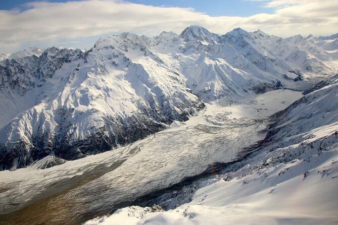 25-Minute Helicopter flight including an alpine landing - What the helicopter cabin is like