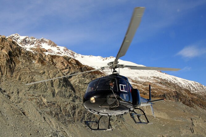 25-Minute Helicopter flight including an alpine landing - Who will enjoy this flight most