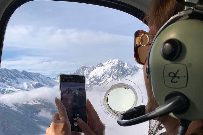 25mins Private Helicopter Flight in Franz Josef with Landing - Why the price can work for three people