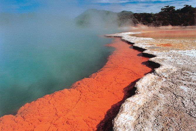 5-Day New Zealand North and South Island Highlights Tour - Day three: Lake Taupo and a very long road to Wellington