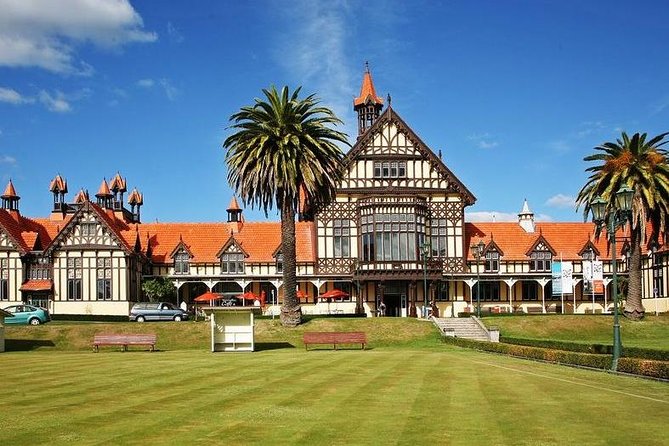 6.5 hour Small-Group Rotorua Naturally Shore Excursion - Tauranga - A light lunch and a glimpse of Maori Rotorua