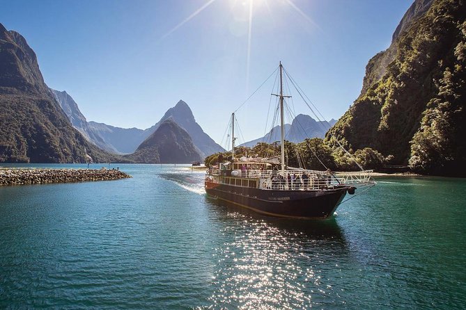 6 Day South Island Circut: Milford Sound, Queenstown and Glaciers - Day five: Queenstown to Franz Josef through Haast Pass