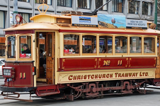 Arrival Private Transfer from Airport CHC to Christchurch in Business Car - What the business car means for your party