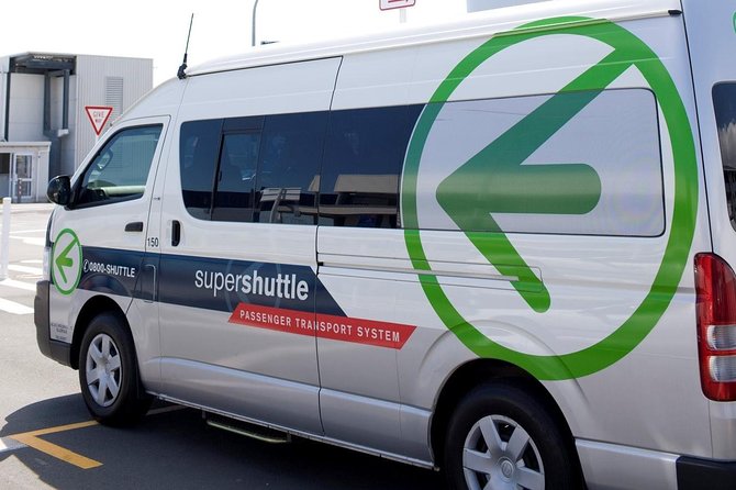 Arrival Transfer: Auckland Airport to Auckland Central City Centre - The first hour in Auckland, made easier