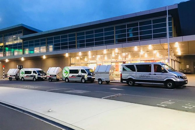 Arrival Transfer: Auckland Airport to Auckland Central City Centre - Finding the pickup point after baggage claim
