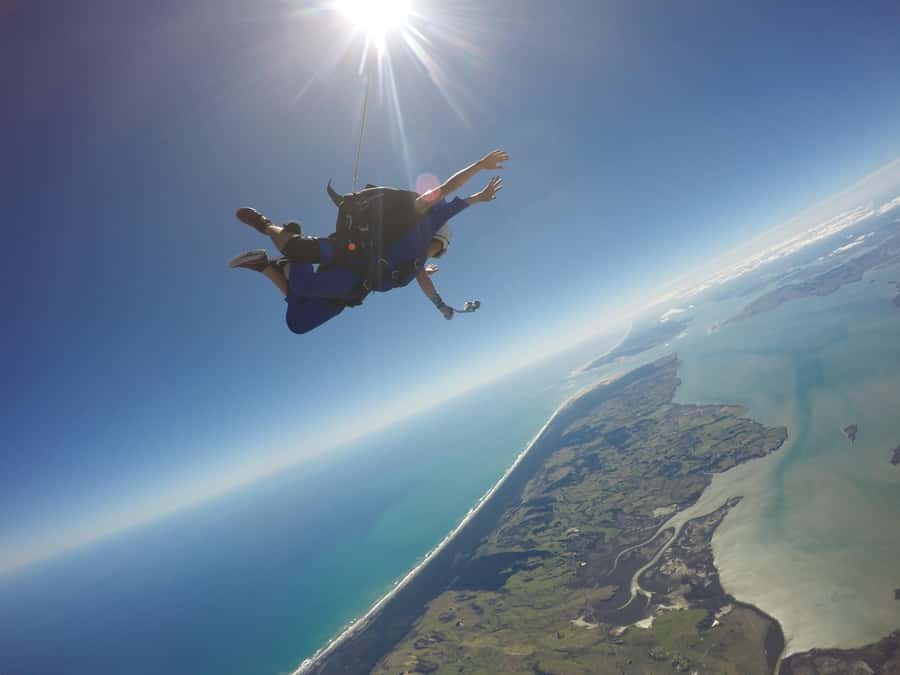 Auckland: 13000, 16000, or 18000-Foot Tandem Skydive - Is $206 a fair price?