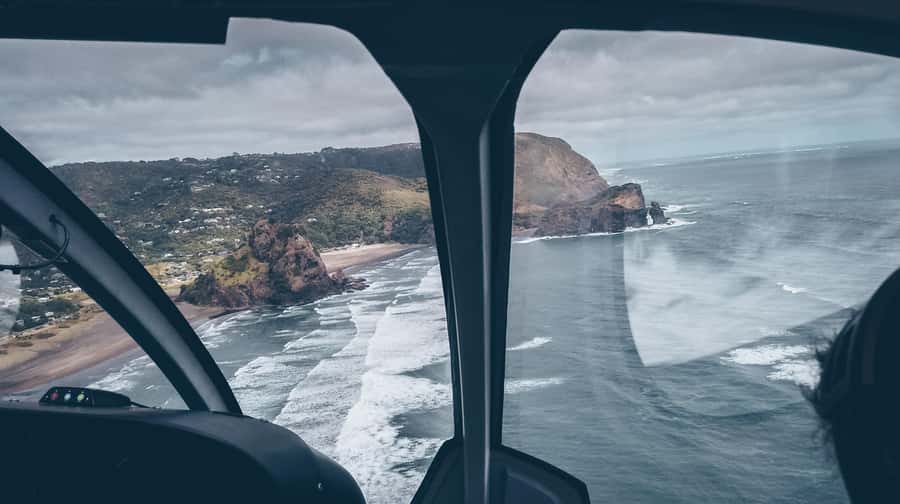 Auckland: 36 min scenic helicopter flight - Coast to Coast - Weather, timing and practical limits