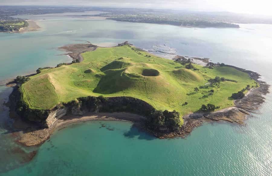 Auckland: Browns Island (Motukorea) Sea Kayak Tour - Why Browns Island makes a good Auckland half-day