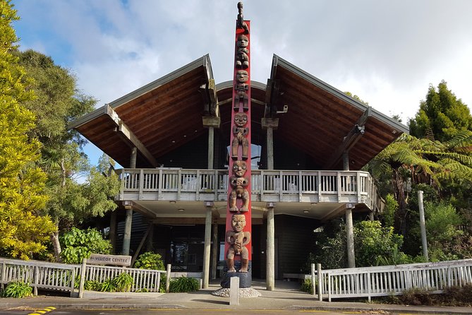Auckland City Highlights, Afternoon Piha Beach & Rainforest Tour - Lunch is simple and separate