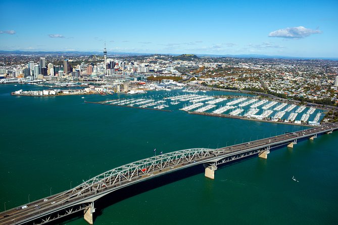 Auckland City Small-Group Morning Discovery Tour - Devonport and the climb to Mount Victoria