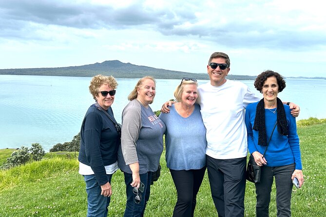 Auckland City Top Spots Half Day Tour(Small Group Tour) - Guides, narration, and the small-group setup