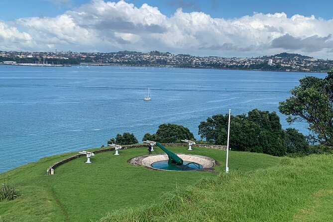 Auckland City Tour — One Day The Ultimate Auckland Experience - Mount Eden, Auckland’s best high viewpoint