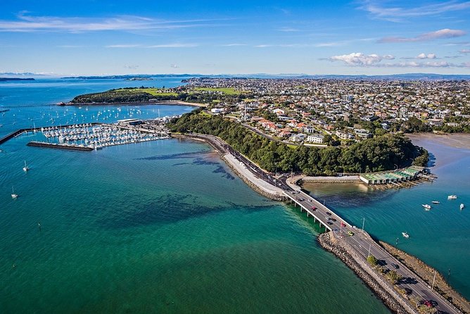 Auckland Coastal Experience - Small Group City & Beach Tour Incl. Wine Tasting - Why this Auckland tour works as a coast-to-coast day