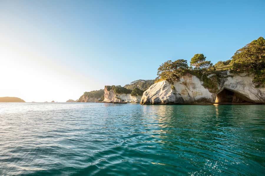 Auckland: Coromandel Driving Creek & Cathedral Cove Day Tour - Cathedral Cove by boat and on foot