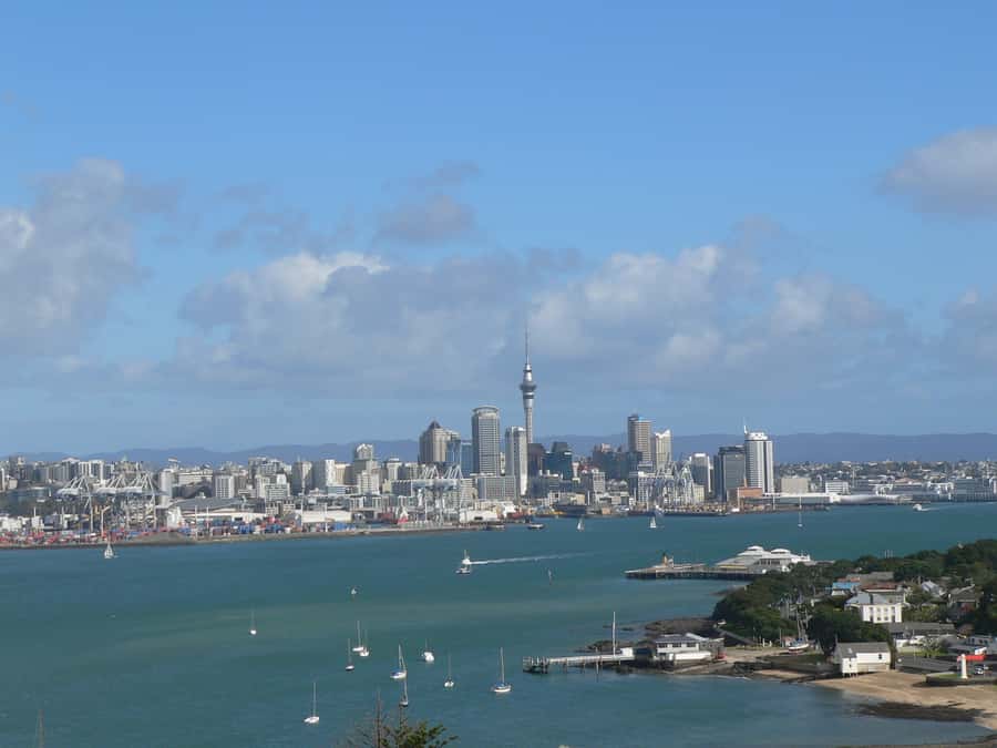 Auckland: Devonport Village Segway Tour - Cheltenham Beach and the Hauraki Gulf
