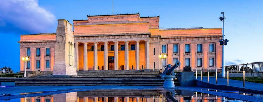 Auckland: Full-Day City Tour - Mt. Eden gives you Auckland in one look