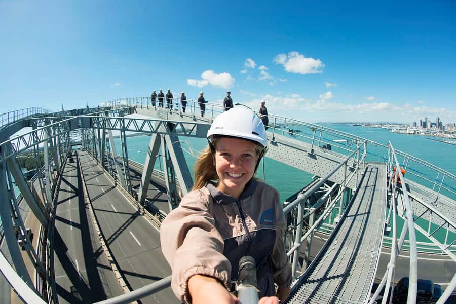 Auckland Harbor Bridge: Bridge Climb - Key points to know before booking