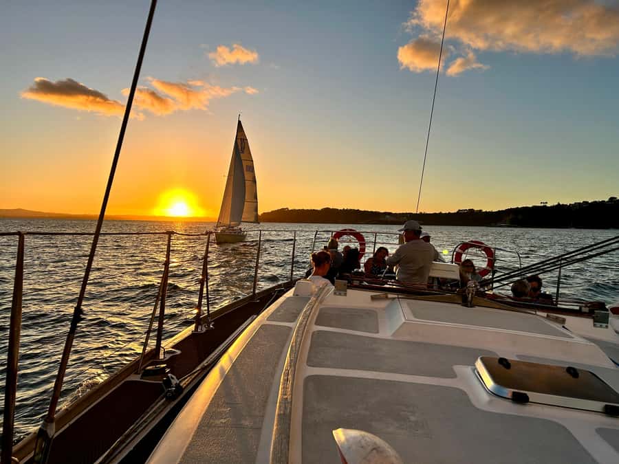 Auckland: Harbour Sailing Cruise with 3-Course Dinner - Key points before you book