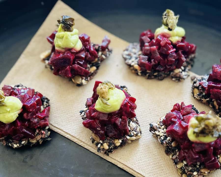 Auckland: Harbour Sailing Cruise with 3-Course Dinner - Canapés, main course, and dessert at sea
