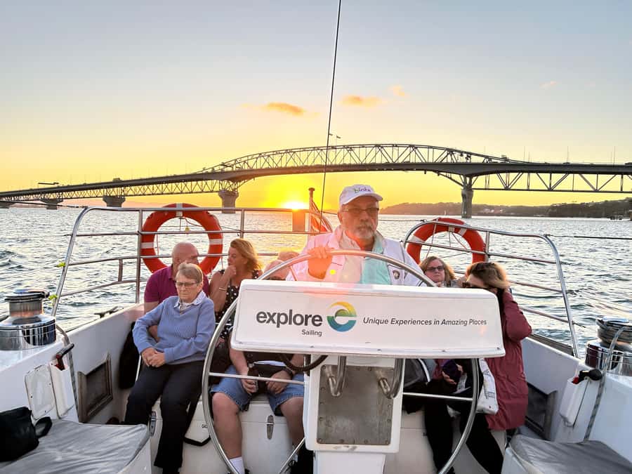 Auckland: Harbour Sailing Cruise with 3-Course Dinner - A 50ft yacht instead of a standard dinner boat