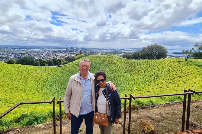 Auckland Hidden Gem Half Day Tour - Mount Eden, Auckland’s volcanic high point