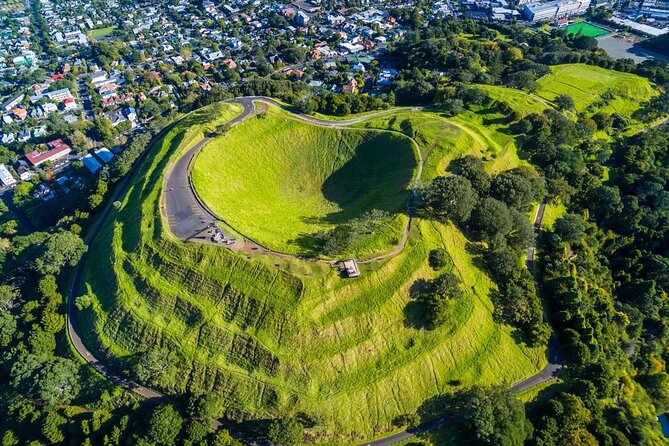 Auckland Highlight Attractions Small Group Tour - Finishing beside the water at Mission Bay