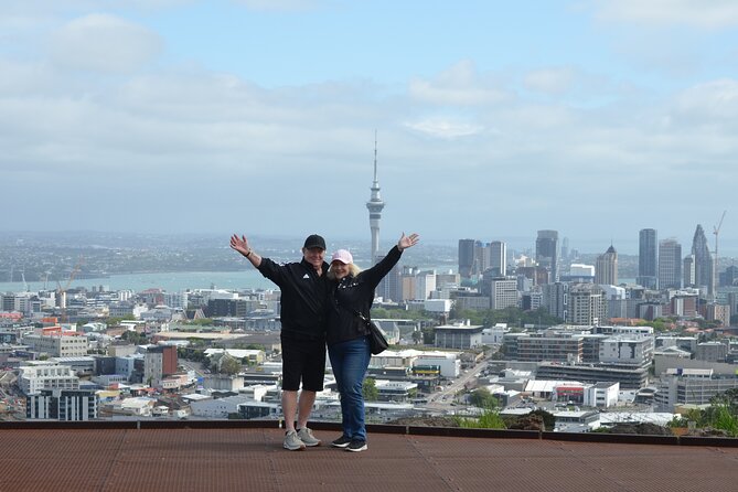 Auckland Highlights Full Day Guided Tour - Mission Bay for an hour by the water
