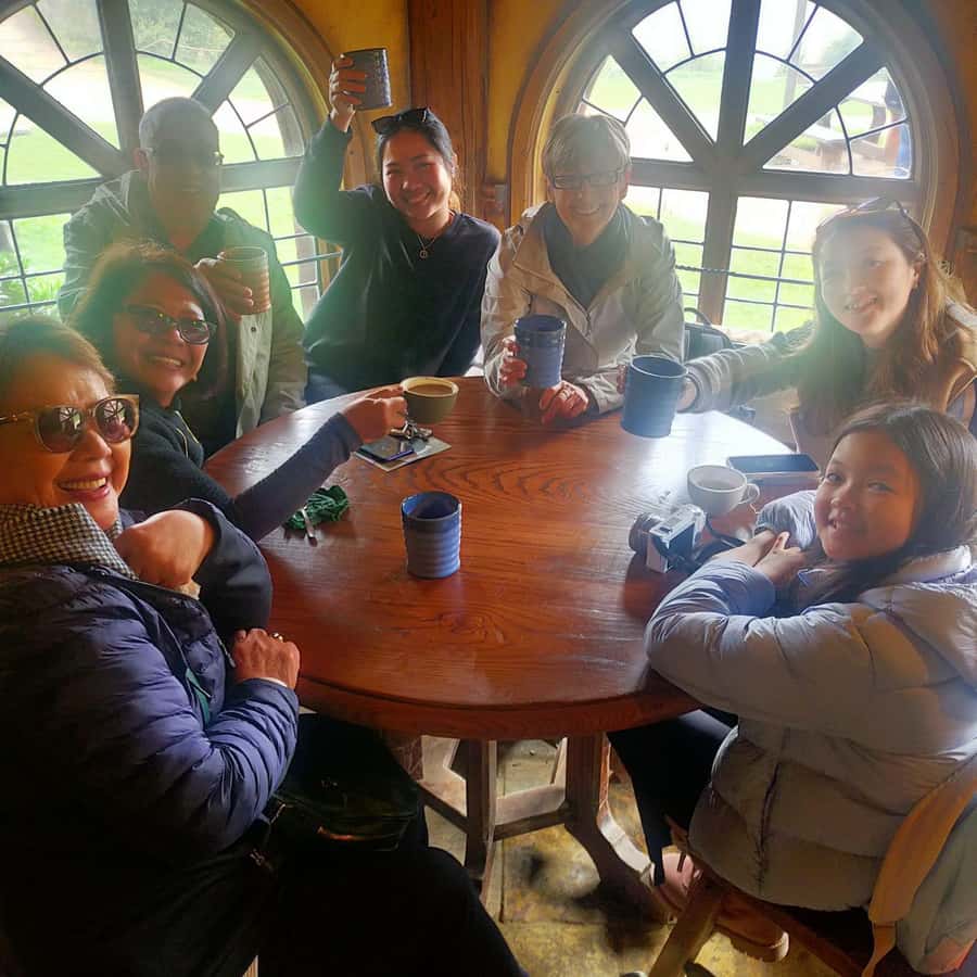 Auckland: Hobbiton and Rotorua Day Tour including Te Puia - Rotorua’s landmarks before Te Puia