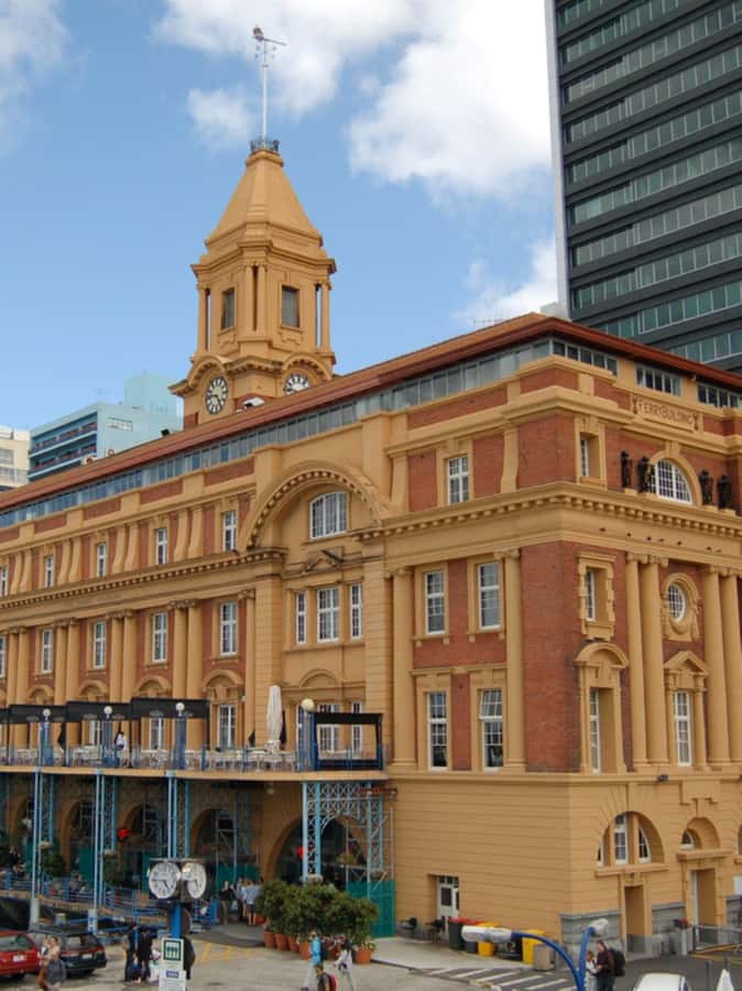 Auckland: Private Walking Tour with a Local - Who should book this Auckland experience?