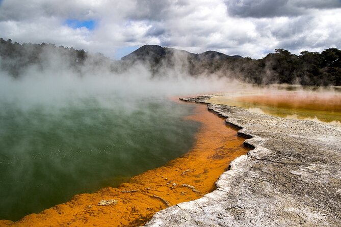 Auckland: Rotorua, Taupo, Waiotapu & Huka Falls Private Trip - The 6:00 am departure from Auckland