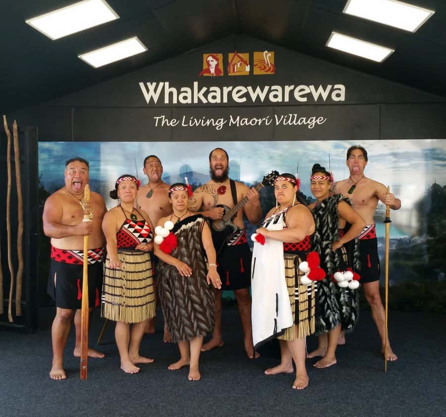 Auckland: Rotorua Wai-O-Tapu & Activity Combinations - Who should book this experience?
