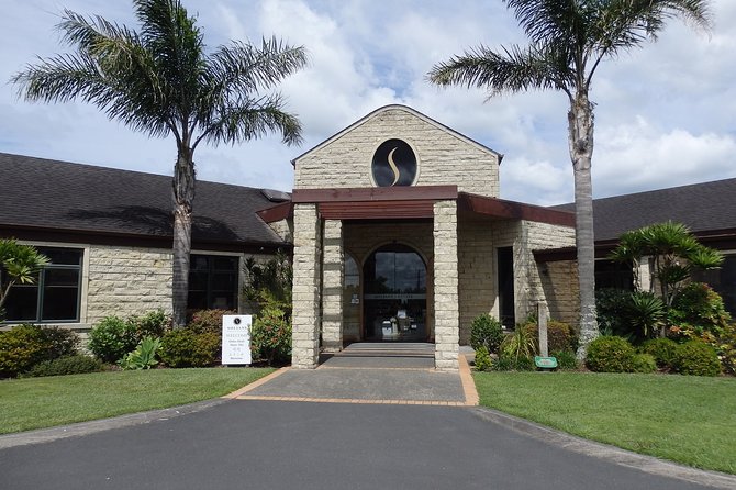 Auckland Scenic Day Tour Full-Day- 8 HOURS - Auckland Domain, Parnell, and the Wintergardens