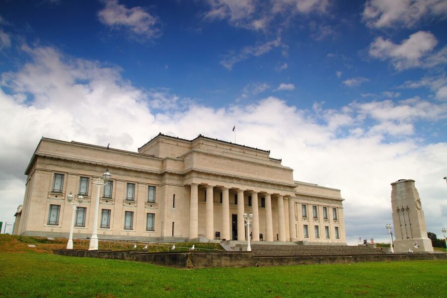 Auckland Scenic Half-Day City Sightseeing Tour - Mount Eden gives you the tour’s best payoff