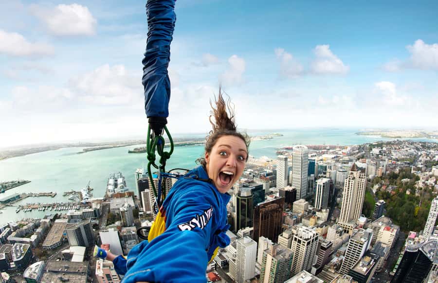 Auckland: SkyJump with Sky Tower Entry Ticket - The Sky Tower setting makes this jump special