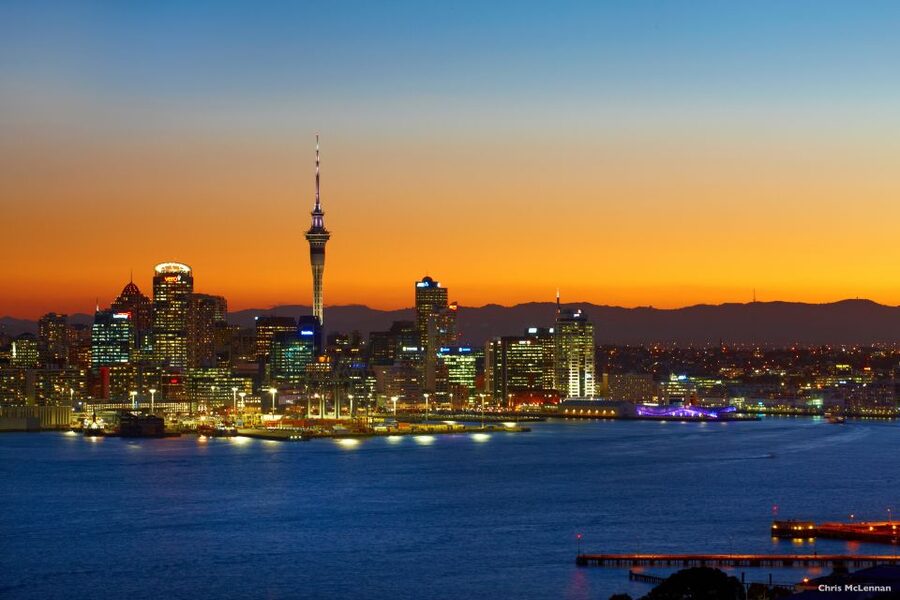 Auckland: Sunset & Night Sea Kayak Tour to Rangitoto Island - Key points before you book