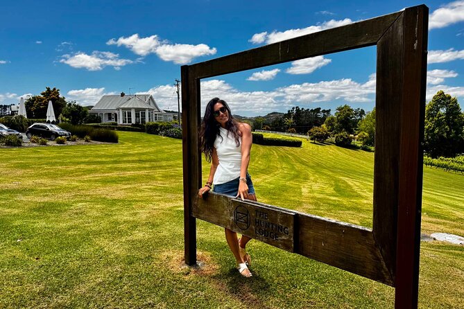 Auckland West Vineyard Tour with lunch and tastings incl - Kumeu River and New Zealand Chardonnay