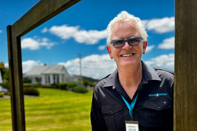 Auckland West Vineyard Tour with lunch and tastings incl - Soljans Estate and a long-running vineyard