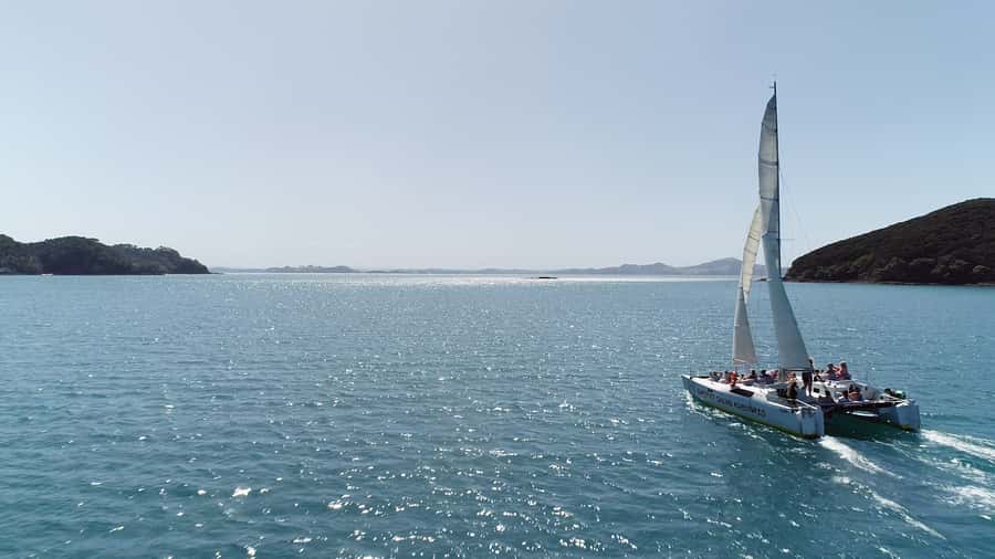 Bay of Islands 2-Hour Sundowner Evening Sailing Cruise - The 15-minute swim stop
