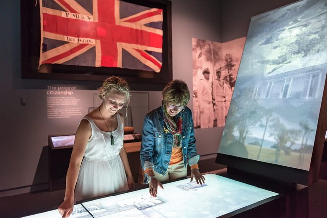 Bay of Islands Heritage Experience from Auckland incl. Waitangi & Russell - Who will enjoy this day most?