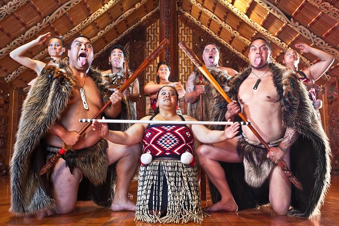 Bay of Islands Heritage Experience from Auckland incl. Waitangi & Russell - Two hours at Waitangi Treaty Grounds