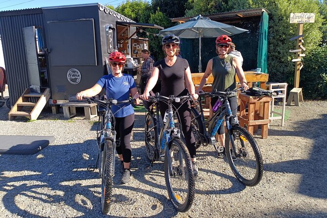 Bike the Wanaka and Hawea Trails - Following the rivers toward Albert Town