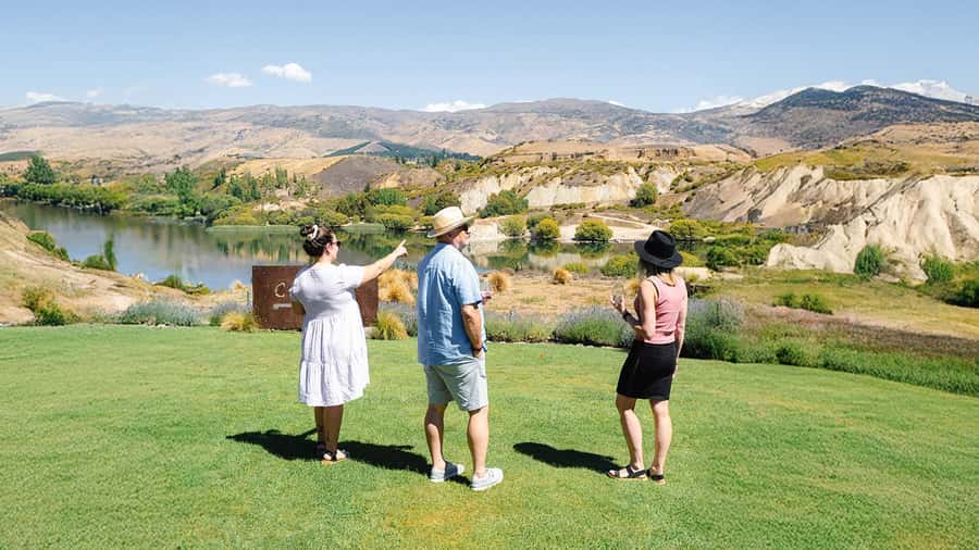 Boutique Winery Half-Day Tour & Vineyard Platter-Style Lunch - Small group size changes the feel of the day